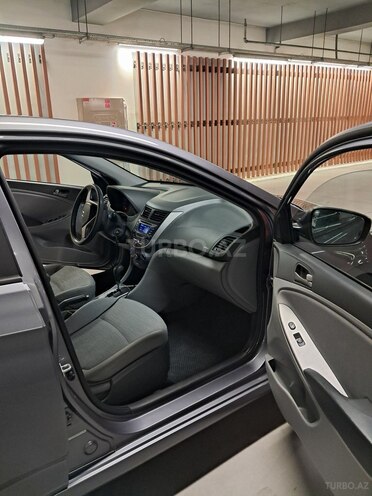 Hyundai Accent 2016, 115,173 km - 1.6 l - Gəncə
