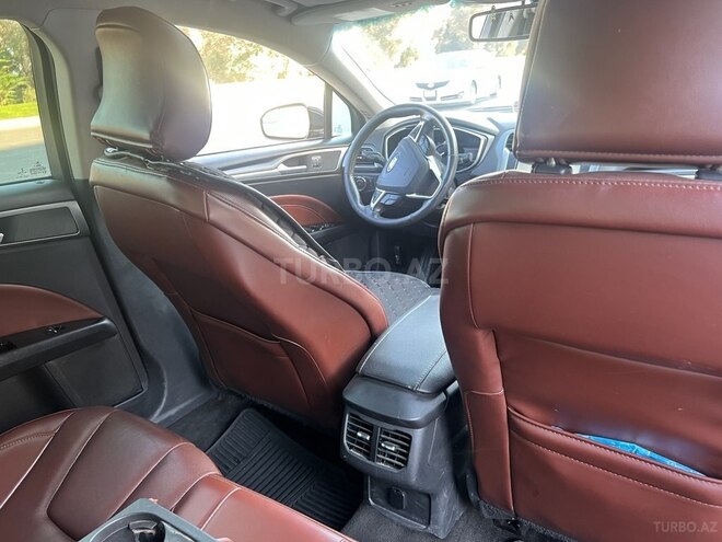 Ford Fusion (North America) 2015, 270,000 km - 1.5 л - Bakı