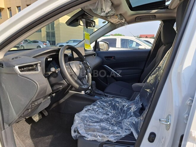 Toyota Corolla Cross 2025, 0 km - 2.0 л - Bakı