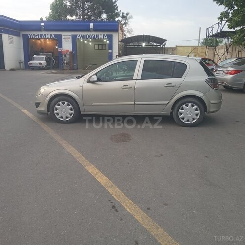 Opel Astra 2007, 372,000 km - 1.3 l - Göyçay