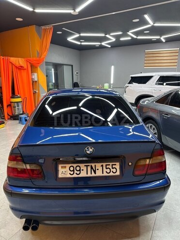 BMW 320-4