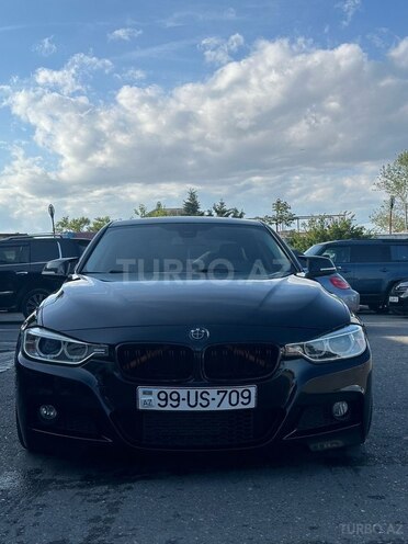 BMW 320-1