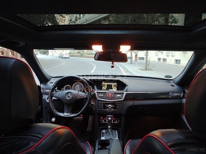 Mercedes E 250 2009, 131,182 km - 1.8 l - Bakı