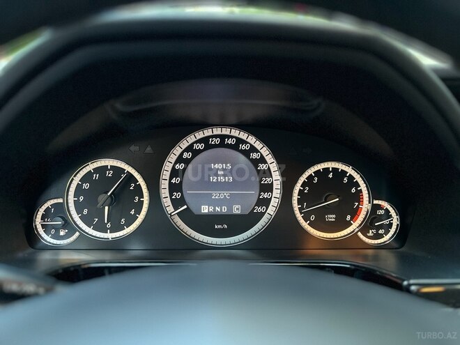 Mercedes E 250 2009, 131,182 km - 1.8 l - Bakı