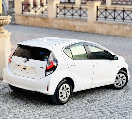 Toyota Aqua 2019, 32,000 km - 1.5 л - Bakı