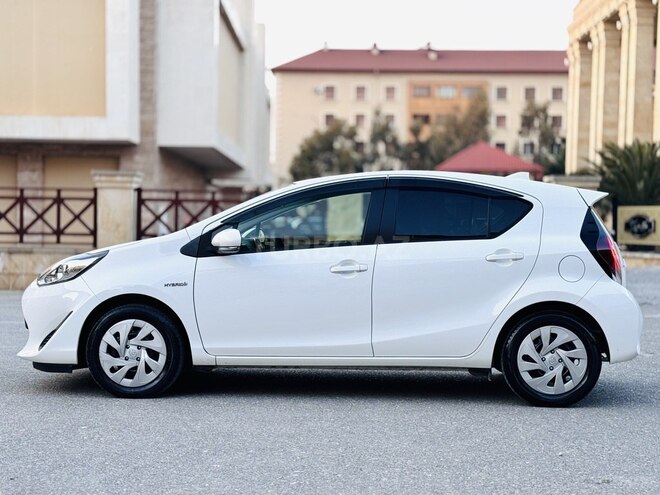 Toyota Aqua 2019, 32,000 km - 1.5 л - Bakı