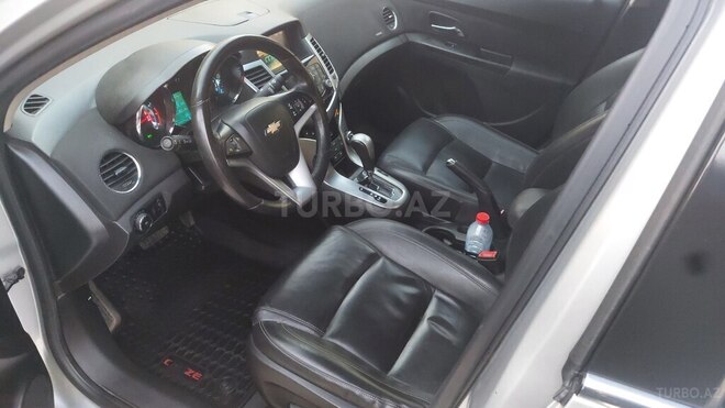 Chevrolet Cruze-5