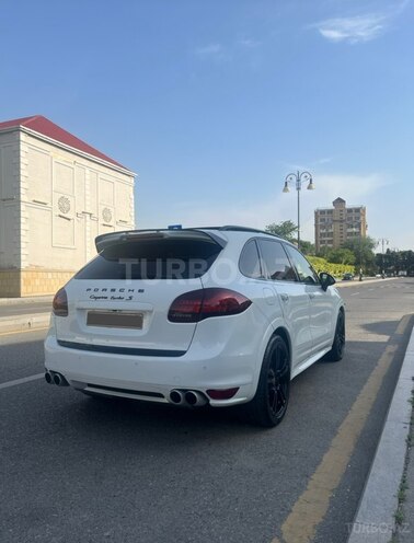 Porsche Cayenne Turbo S 2013, 158,000 km - 4.8 l - Bakı