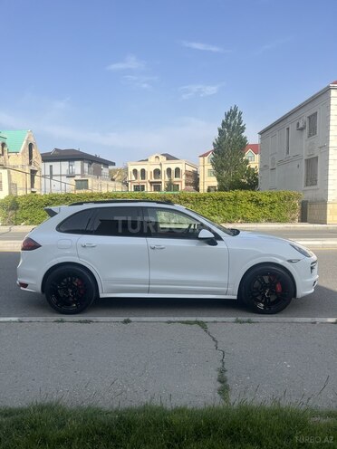 Porsche Cayenne Turbo S 2013, 158,000 km - 4.8 l - Bakı