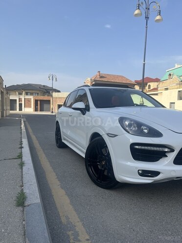 Porsche Cayenne Turbo S 2013, 158,000 km - 4.8 l - Bakı