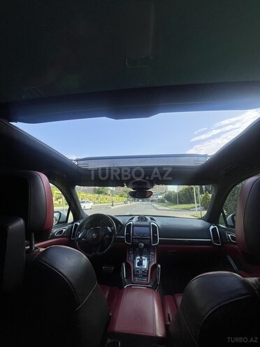 Porsche Cayenne Turbo S 2013, 158,000 km - 4.8 l - Bakı