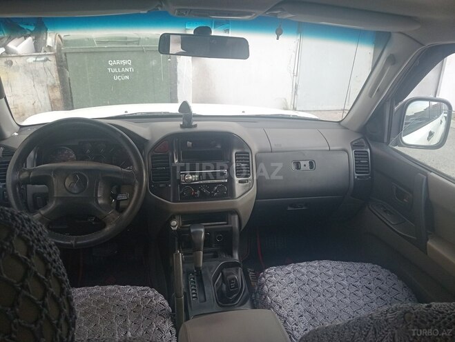 Mitsubishi Pajero 2000, 255,649 km - 3.5 l - Bakı