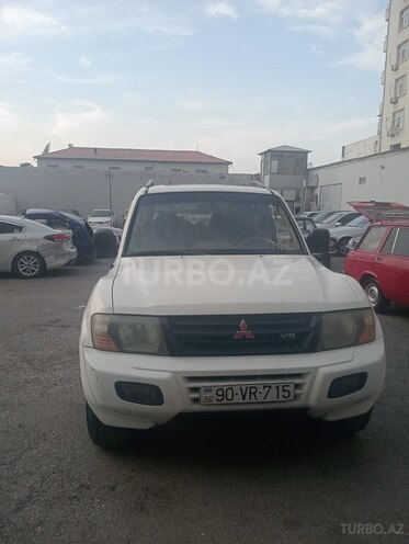 Mitsubishi Pajero 2000, 255,649 km - 3.5 l - Bakı