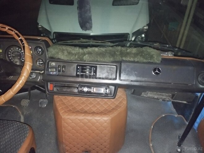Mercedes 208 D 1992, 222,333 km - 2.3 l - Şirvan