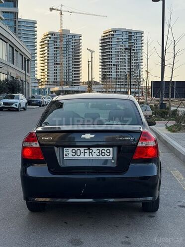 Chevrolet Aveo-6