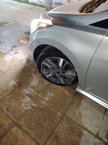 Hyundai Elantra 2015, 83,665 km - 1.8 l - Bakı