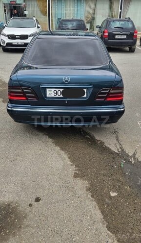 Mercedes E 270 2000, 600,000 km - 2.7 l - Bakı