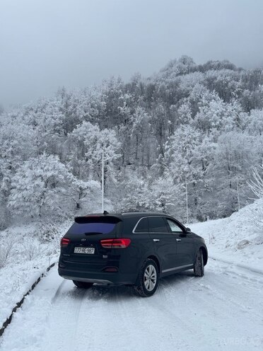 Kia Sorento-11