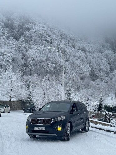 Kia Sorento-12