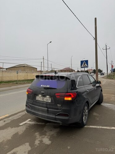 Kia Sorento-14