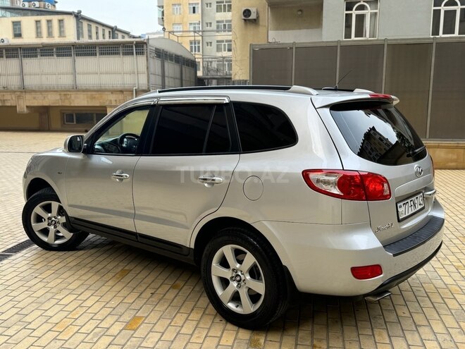 Hyundai Santa Fe-4