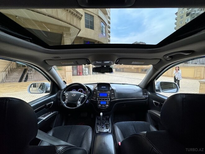 Hyundai Santa Fe-3