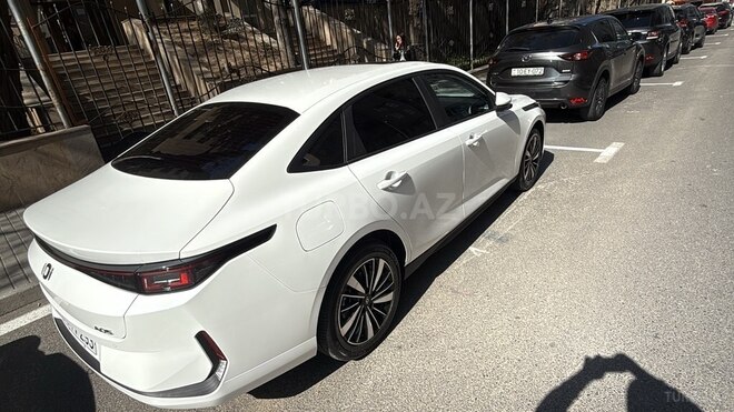 Changan  2025, 3,500 km - 1.5 л - Bakı