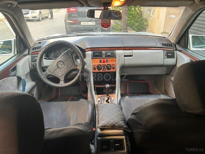 Mercedes E 220 d 1999, 650,000 km - 2.2 л - Bakı