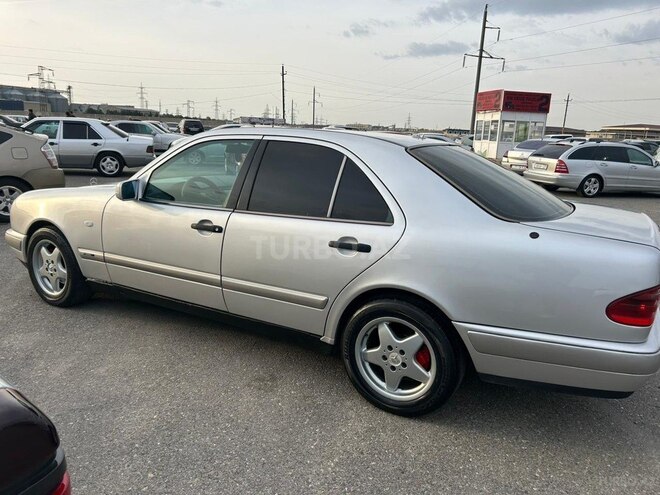 Mercedes E 220 d 1999, 650,000 km - 2.2 л - Bakı