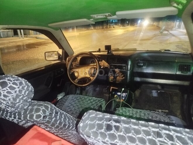 Volkswagen Golf 1994, 288,000 km - 1.6 l - Bakı