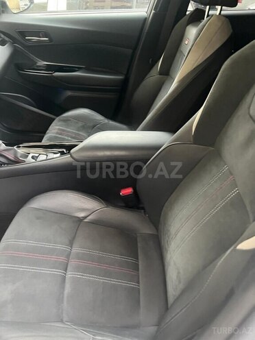 Toyota C-HR 2023, 23,000 km - 2.0 l - Bakı