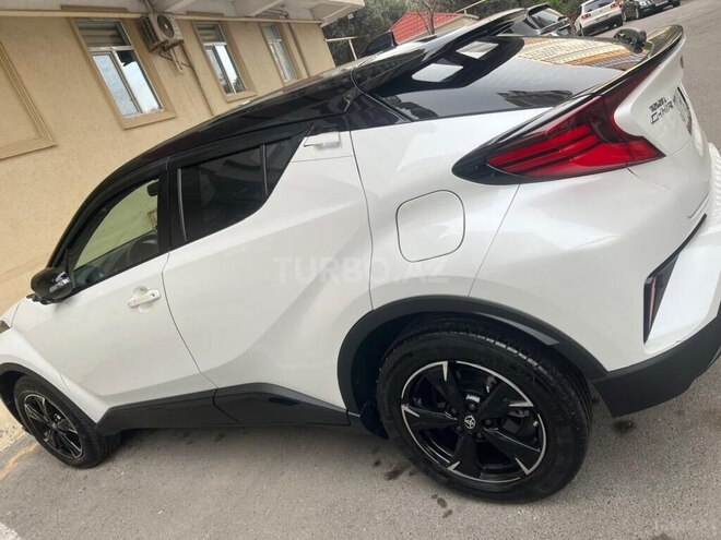 Toyota C-HR 2023, 23,000 km - 2.0 l - Bakı