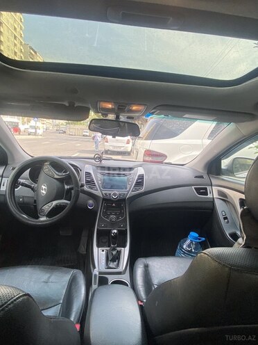 Hyundai Elantra 2015, 217,000 km - 1.8 l - Bakı