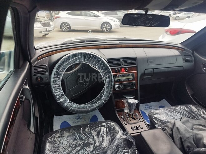 Mercedes C 240 1998, 293,000 km - 2.4 л - Bakı