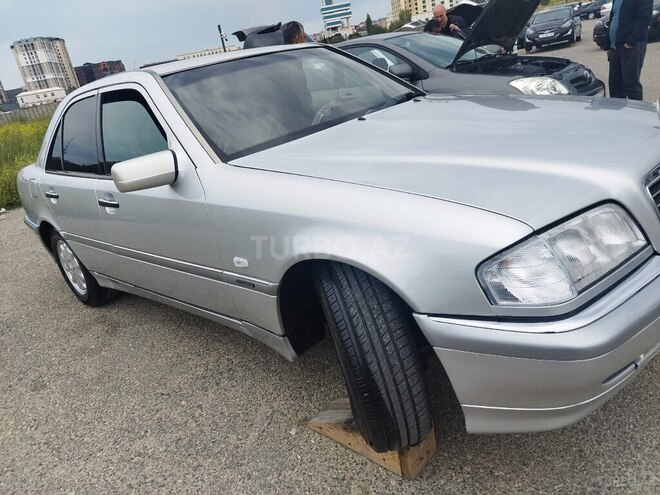 Mercedes C 240 1998, 293,000 km - 2.4 л - Bakı