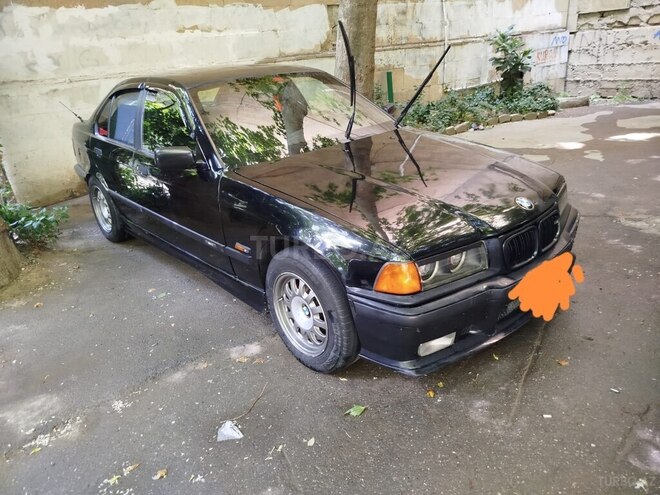 BMW 320 1993, 497,000 km - 2.0 l - Bakı