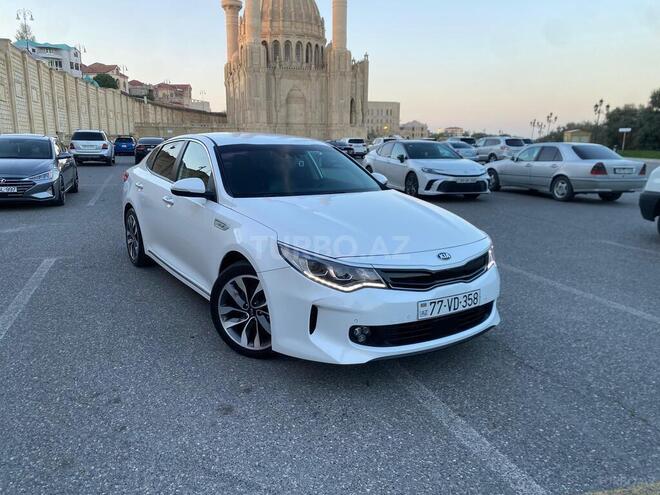 Kia K5-1