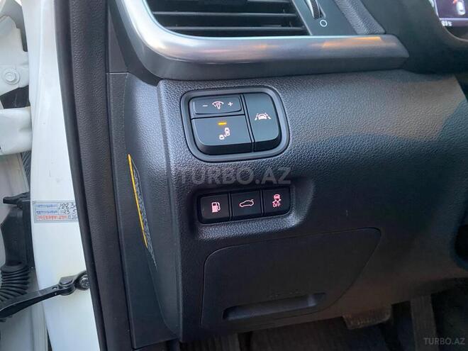 Kia K5-15