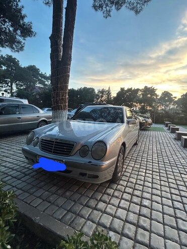 Mercedes E 220 d 2001, 389,569 km - 2.0 l - İmişli