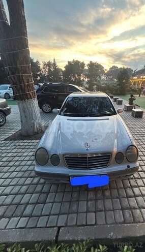 Mercedes E 220 d 2001, 389,569 km - 2.0 l - İmişli