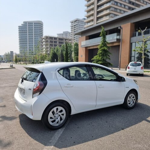 Toyota Aqua 2019, 121,000 km - 1.5 l - Bakı