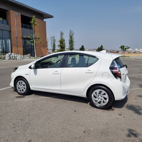 Toyota Aqua 2019, 121,000 km - 1.5 l - Bakı