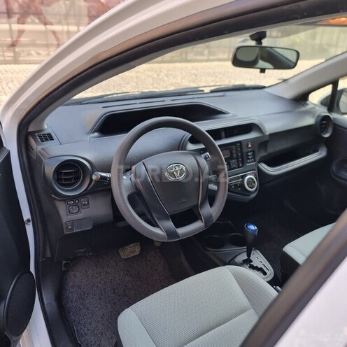 Toyota Aqua 2019, 121,000 km - 1.5 l - Bakı