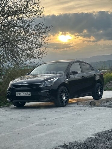 Kia Rio 2018, 175,000 km - 1.6 l - Bakı
