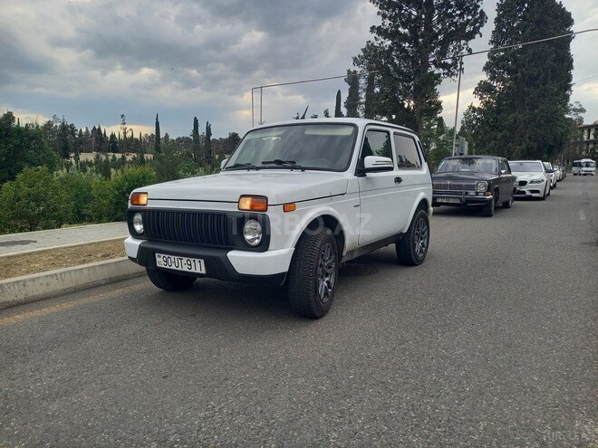 LADA (VAZ) Niva 2015, 190,200 km - 1.7 l - Naftalan