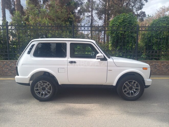 LADA (VAZ) Niva 2015, 190,200 km - 1.7 l - Naftalan