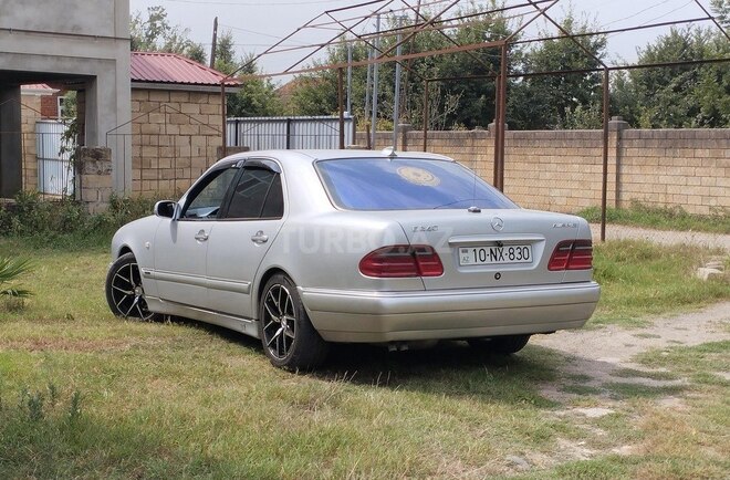 Mercedes E 240 1998, 474,141 km - 2.4 l - Masallı