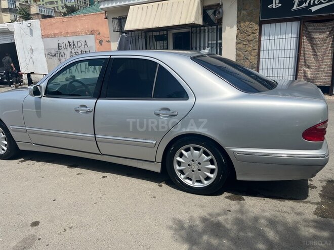Mercedes E 270 2000, 274,000 km - 2.7 l - Bakı