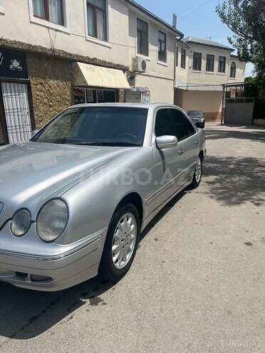Mercedes E 270 2000, 274,000 km - 2.7 l - Bakı