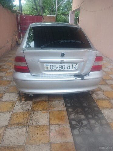 Opel Vectra 1996, 348,049 km - 1.8 l - Qazax